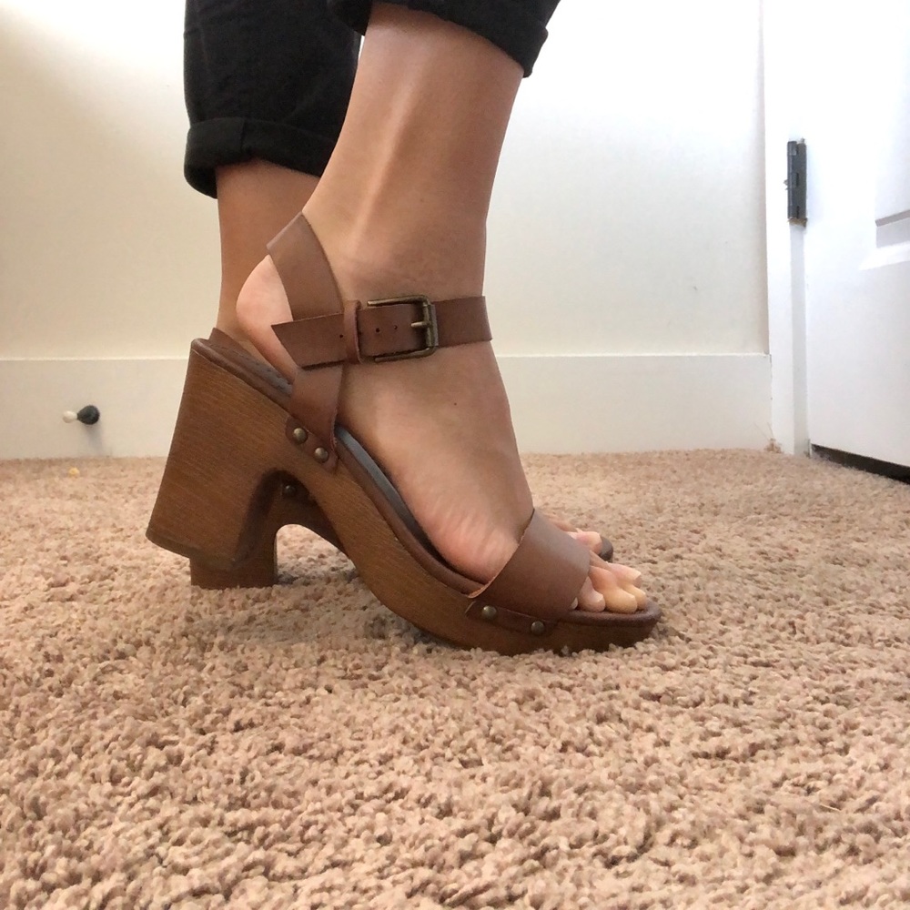 Mia Heeled Sandals